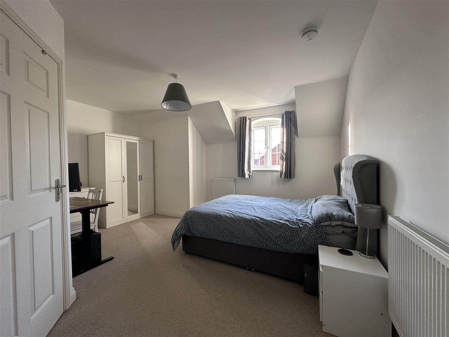 West End Close, Chippenham